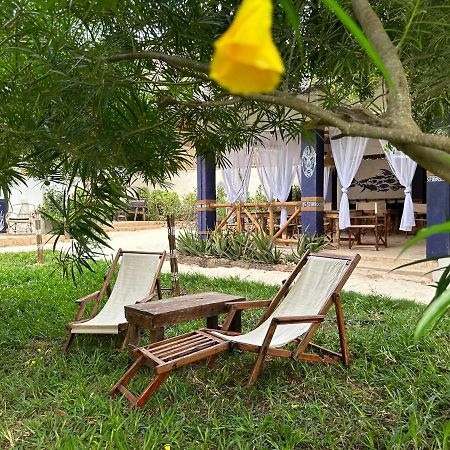 Ocean Breeze Boutique Hotel Нунгві Екстер'єр фото