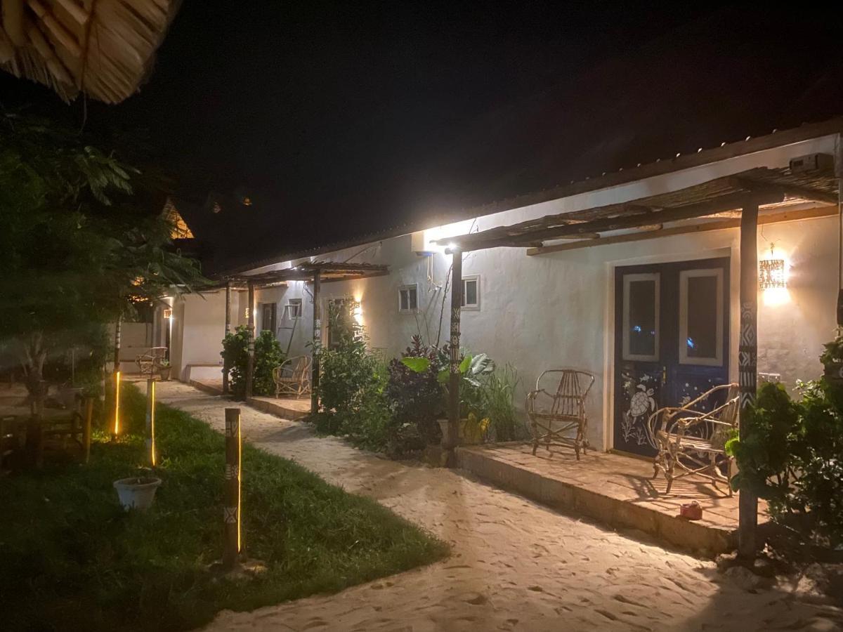 Ocean Breeze Boutique Hotel Нунгві Екстер'єр фото