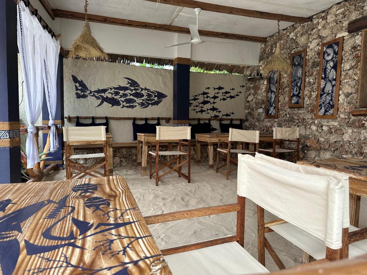 Ocean Breeze Boutique Hotel Нунгві Екстер'єр фото