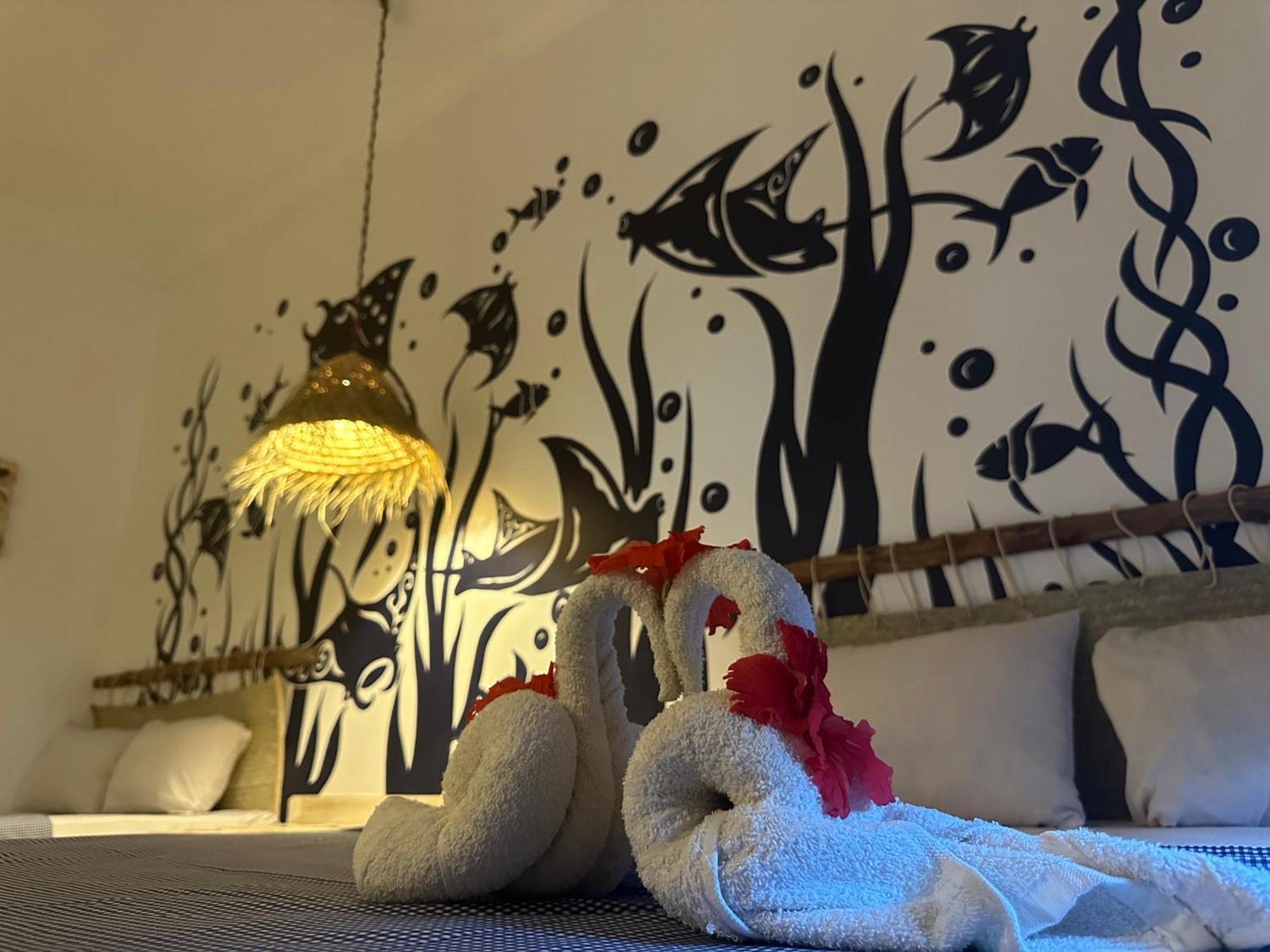 Ocean Breeze Boutique Hotel Нунгві Екстер'єр фото