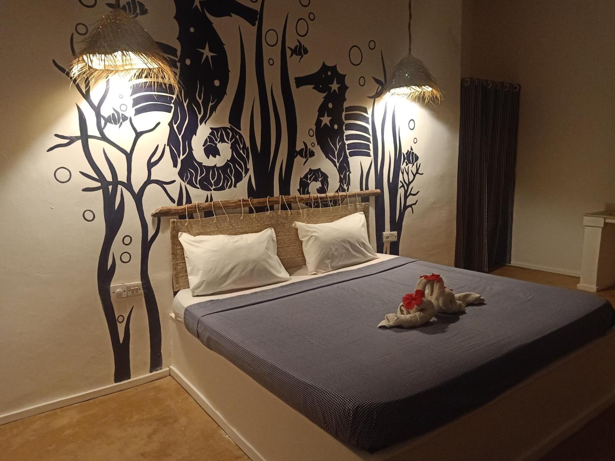 Ocean Breeze Boutique Hotel Нунгві Екстер'єр фото